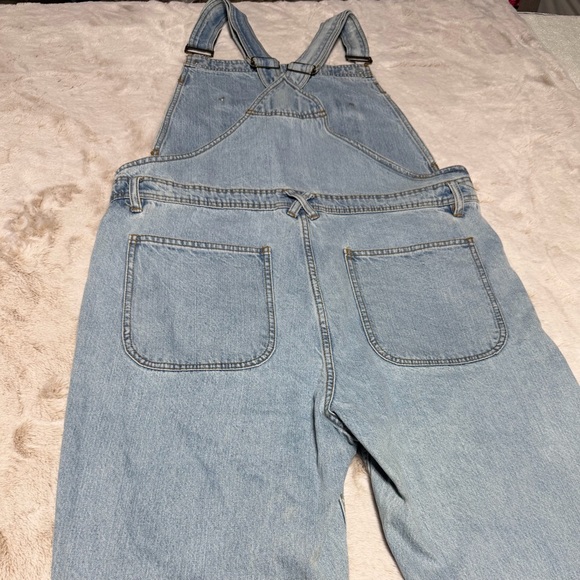 BDG Urban Outfitters Light Wash Denim Overalls 34 - Picture 4 of 8